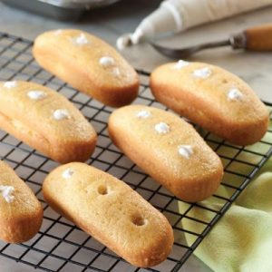 Which Two Pixar Characters Are You A Combo Of? Quiz Twinkie from WALL-E