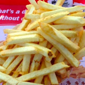 🍔 Can We Guess Your Age Based On Your In-N-Out Order? Quiz Without salt