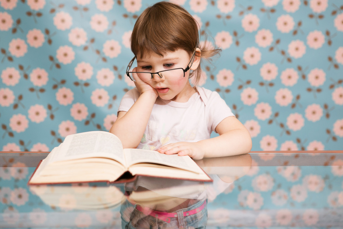 We’ll Reveal Your Personality Type Based on the Way You Think kid reading dictionary