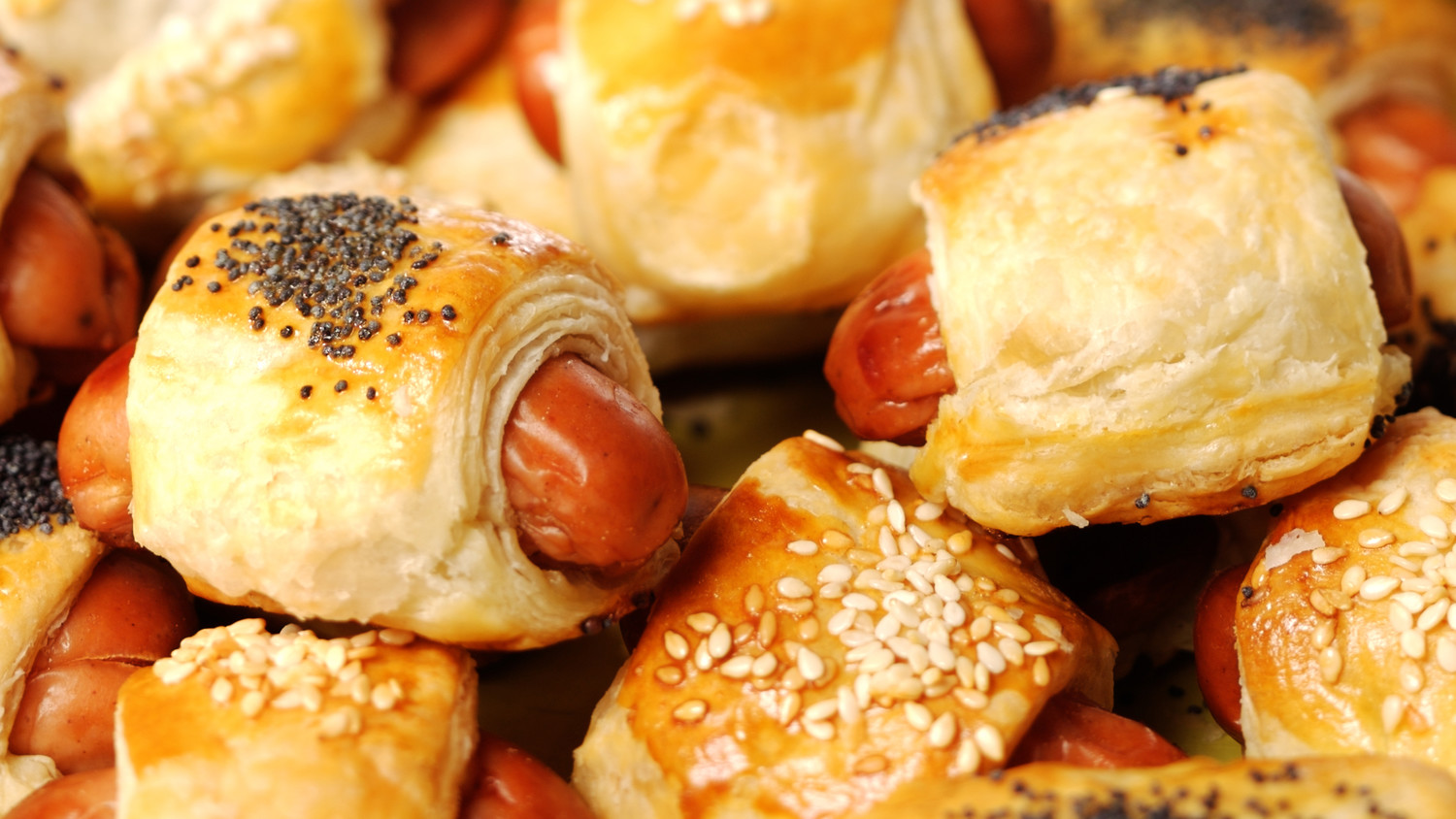 🍴 Design a Menu for Your New Restaurant to Find Out What You Should Have for Dinner pigs in a blanket