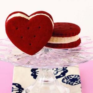 Plan A Midnight Feast & We'll Guess Your Biggest Fear Quiz Red velvet ice cream sandwich