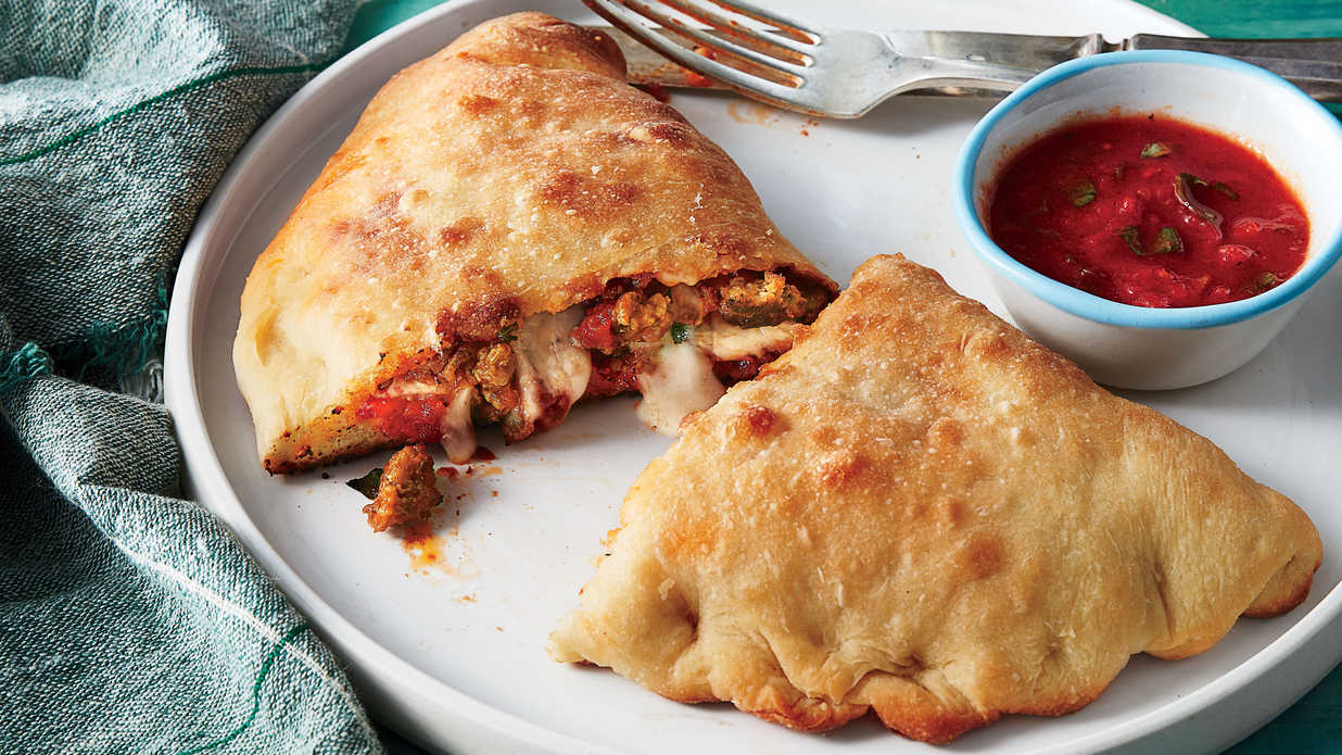 Play This Comfort Food “Would You Rather” to Find Out What State You’re Perfectly Suited for Calzones