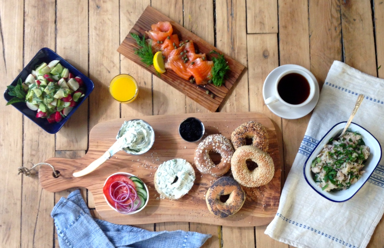 The Way You Eat Common Foods Will Reveal Whether You’re Shy or Outgoing bagel and spreads
