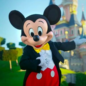 Spend a Day in Disneyland and We’ll Tell You Which Celeb You Are Going With Mickey Mouse