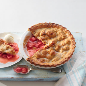 🍰 Do You Actually Prefer Cake or Pie? 🥧 Rhubarb pie
