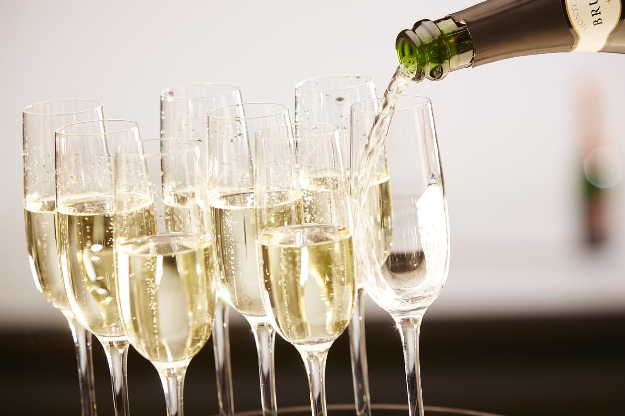 You'll Pass This Quiz Only If You're a Trivia Expert Champagne