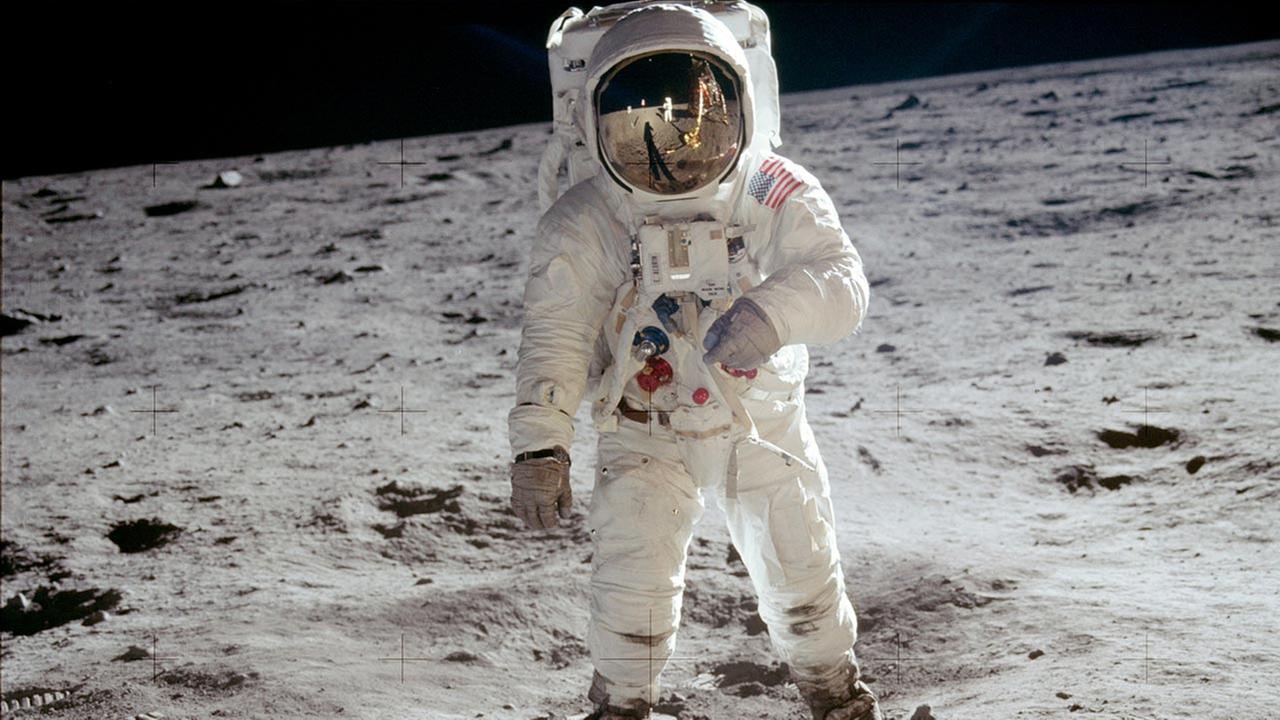 Hard Space Quiz moon landing
