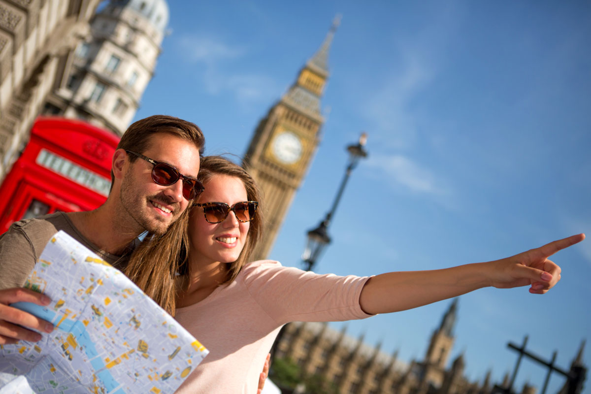 Plan a Trip to London and We’ll Give You a British Delicacy to Try Tourists in London