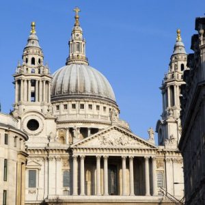 Plan a Trip to London and We’ll Give You a British Delicacy to Try St Paul’s Cathedral