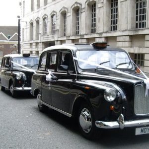 Plan a Trip to London and We’ll Give You a British Delicacy to Try Taxi
