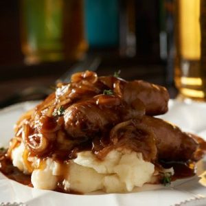Plan a Trip to London and We’ll Give You a British Delicacy to Try Bangers and mash
