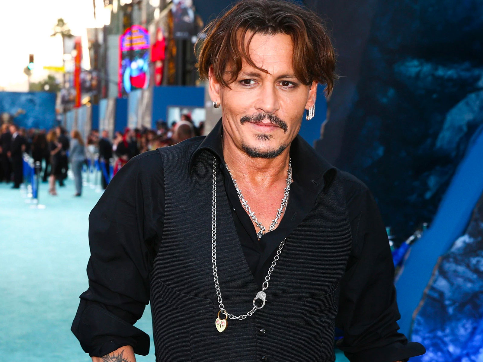 Choose Between These Actors and Characters to Date and We’ll Find Out How Old You Are Inside 13 Johnny Depp