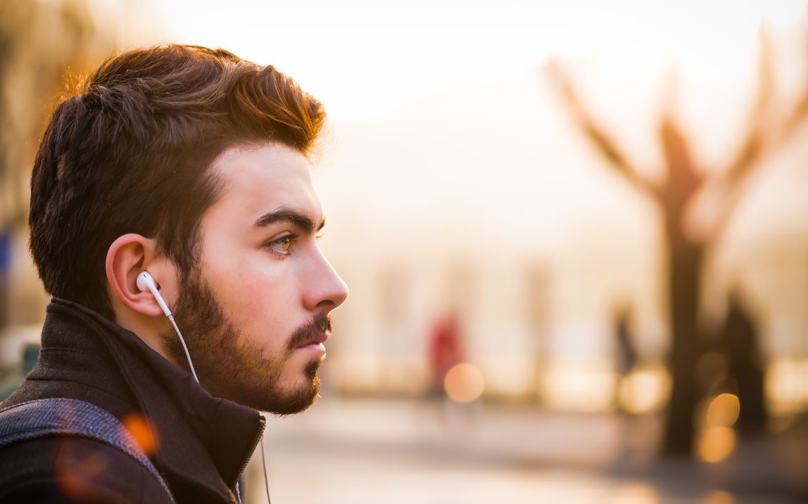 What Comfort Food Are You? listening to music