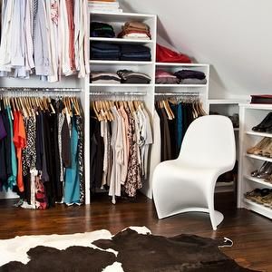 🏠 Declutter Your Home and We’ll Reveal What You Should Get Rid of from Your Life Closet