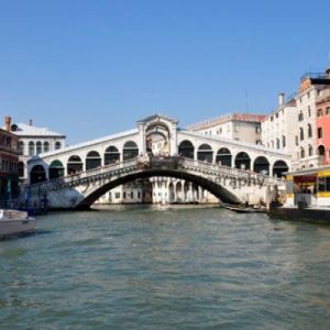 If You're Trivia Expert, Prove It By Getting 15 In This Quiz Rialto Bridge