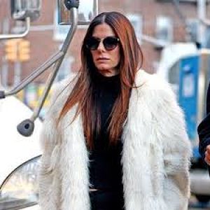 Build Your Fictional Girl Squad and We’ll Give You a Hollywood Chris to Date Debbie Ocean from Ocean\'s 8