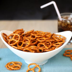 🍨 What Ice Cream Flavor Are You? Create a Giant Sundae to Find Out Pretzel pieces