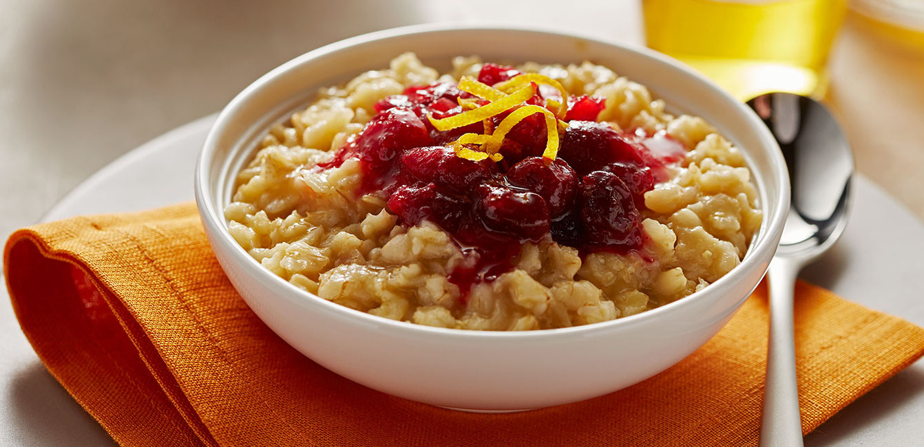 Upgrade These Foods and We’ll Guess Your Age, Height, Eye Color, Or Gender oatmeal bowl