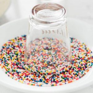 Can We Guess Your Favorite Color Based on the Hipster Milkshake You Create? Sprinkles