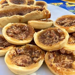 🍫 Pick Some Desserts from Around the World and We’ll Guess Your Favorite Chocolate Brand Butter tarts