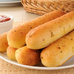 Pick Your Last Meal and We’ll Tell You What Age You Will Live to Breadsticks