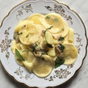 🍝 Can We Accurately Guess Your Age Based on Your Pasta Opinions? Corzetti
