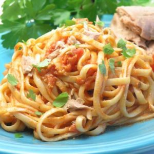 🍝 Can We Accurately Guess Your Age Based on Your Pasta Opinions? Bavettine