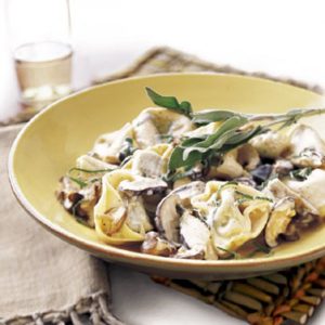 🍝 Can We Accurately Guess Your Age Based on Your Pasta Opinions? White wine sage