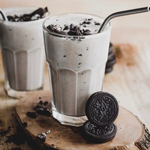 Pick Your Favorite Dish for Each Ingredient If You Wanna Know What Dessert Flavor You Are Cookies and cream milkshake