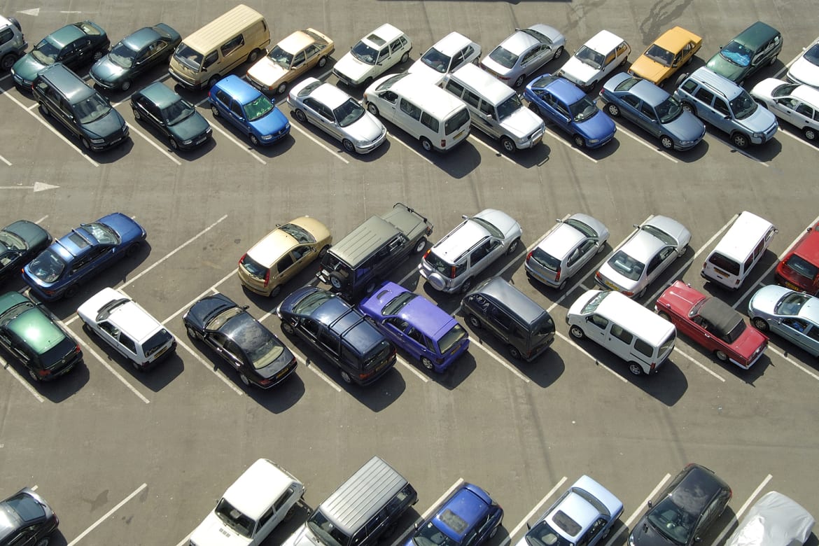 No 1 Has Got Perfect Score on This General Knowledge Quiz. Will You? cars in lot