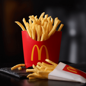 🍔 Plan a Dinner Party With Only Fast Food and We’ll Reveal Your Exact Age McDonald\'s World Famous Fries