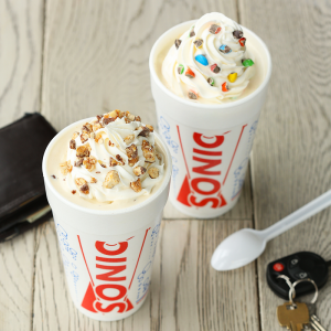 🍔 Plan a Dinner Party With Only Fast Food and We’ll Reveal Your Exact Age Sonic\'s M&M\'s Sonic Blast