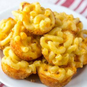It’s Time to Find Out What Your 🥳 Holiday Vibe Is With the 🎄 Christmas Feast You Plan Macaroni and cheese bites