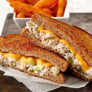 🧀 Your Cheese Choices Will Reveal What State You’re from Tuna melt
