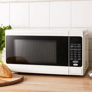 People With a High IQ Will Find This General Knowledge Quiz a Breeze Microwave