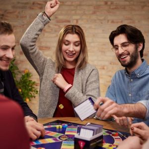 Which Famous Introvert Are You? Quiz Play board games