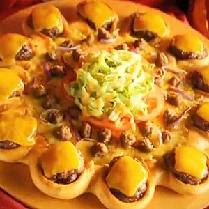 🍔 Feast on Fast Food Around the World and We’ll Reveal What Age You Will Live to Cheese Burger Crown Crust Pizza from the Middle East