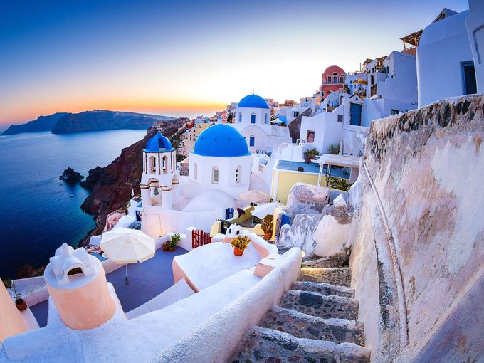 🌍 Most People Can’t Identify 14/21 of These European Flags — Can You? Santorini, Greece