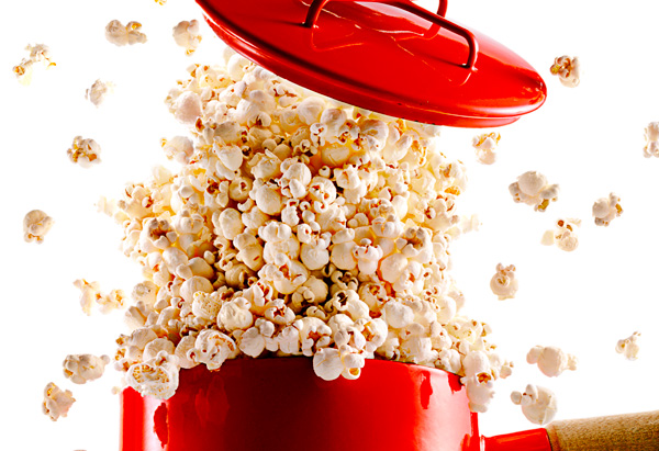 Are You an Older or Younger Person? 🥨 Choose Some Typical Snacks and We’ll Guess popping popcorn