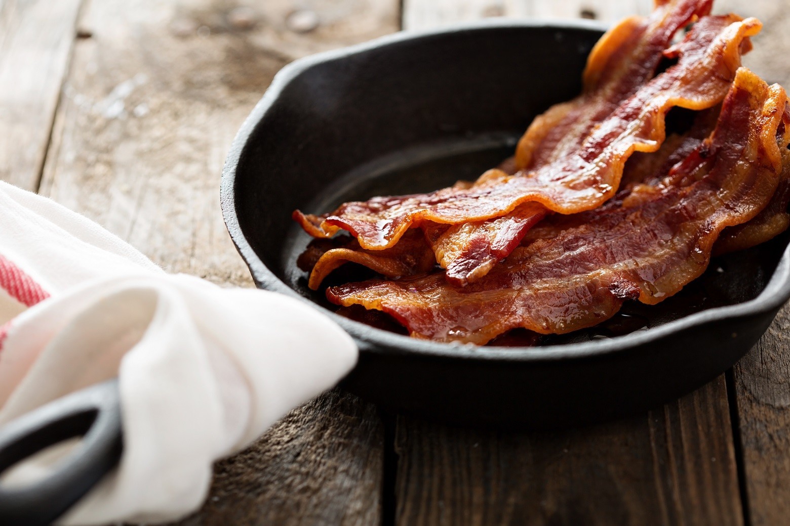 Can We Guess Your Age Based on This “Five Senses” Test? cooking bacon