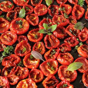 🛒 Can You Waste $1,000 in This Grocery Store? Sun-dried tomatoes
