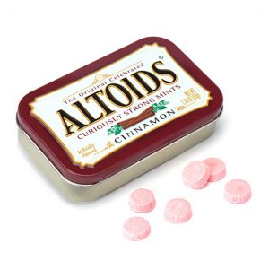 🍬 Eat Your Way Through a Retro Candy Shop and We’ll Guess Your Birthday Altoids