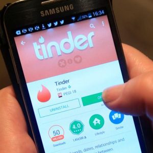 This Quiz Will Reveal Whether or Not You Fall in 💖 Love Easily Does Tinder count?