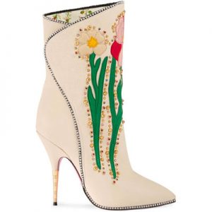 Pick Out Some Gucci Items and We’ll Tell You What Expensive City You Belong in Cream Flowers 110 leather boots