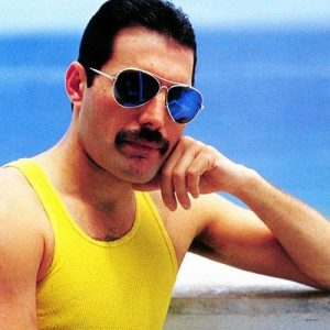 Only the Super Smart Will Score at Least 12/15 on This General Knowledge Quiz (feat. 🎸 Queen) They all looked like Freddie Mercury
