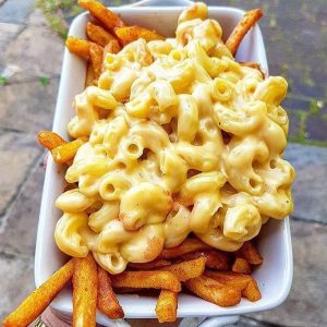 🍟 Make Some Impossible French Fries Choices and We’ll Guess Your Age and Gender Macaroni and cheese fries