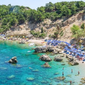 This Is the Hardest General Knowledge Quiz You’ll Ever Take, We Promise Rhodes