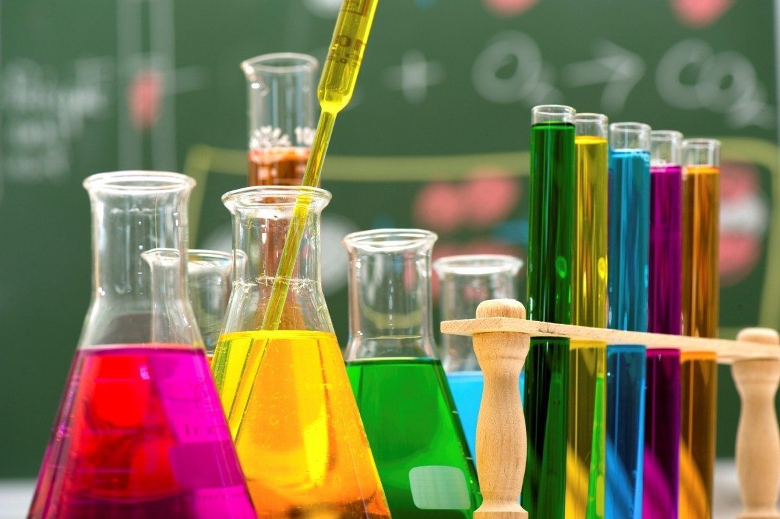 Nobody Has Scored at Least 17/20 on This General Knowledge Quiz. Will You? chemicals