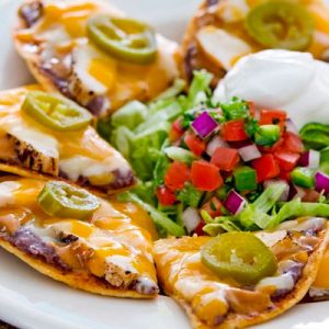 🌶 Eat at Chili’s and We’ll Tell You What People Hate Most About You Classic Nachos with Chicken