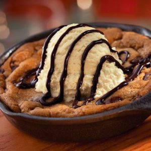🌶 Eat at Chili’s and We’ll Tell You What People Hate Most About You Skillet Chocolate Chip Cookie